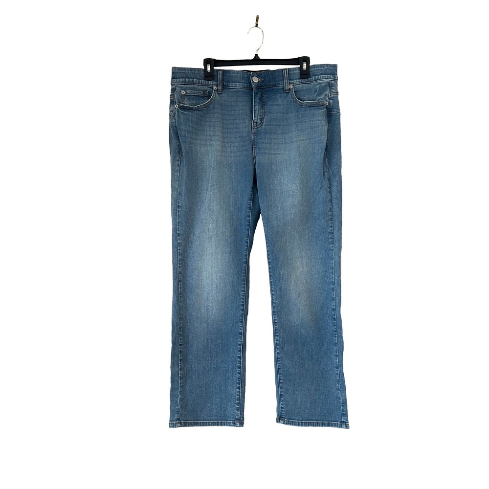NWOT Torrid Bombshell Straight Premium Stretch Medium Wash Blue Denim Jeans 18